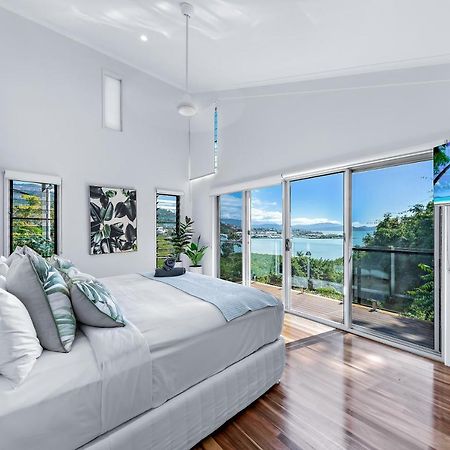 Mandalay Escape, Seclusion & Serenity With A Pool Airlie Beach Zewnętrze zdjęcie