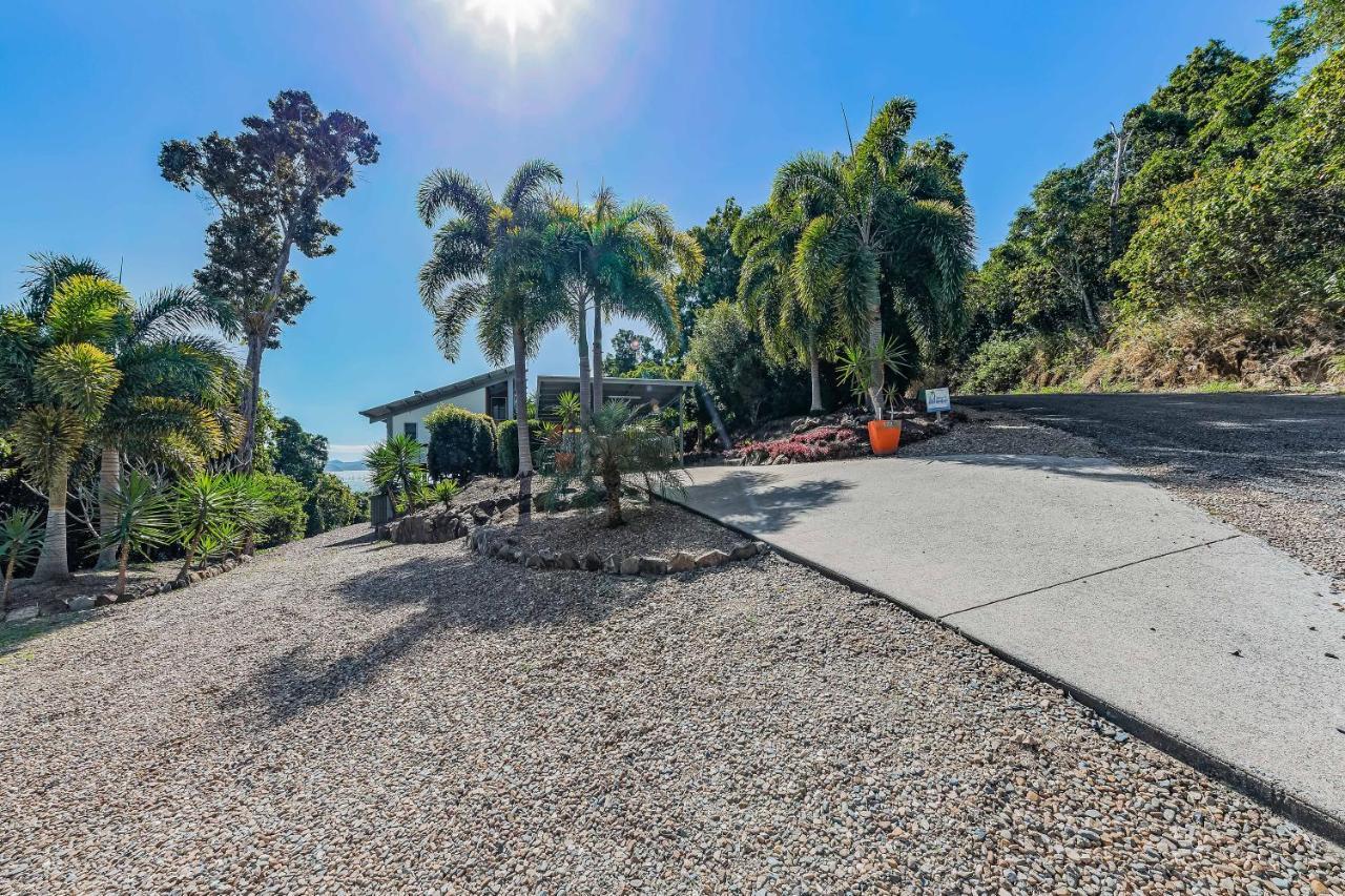 Mandalay Escape, Seclusion & Serenity With A Pool Airlie Beach Zewnętrze zdjęcie