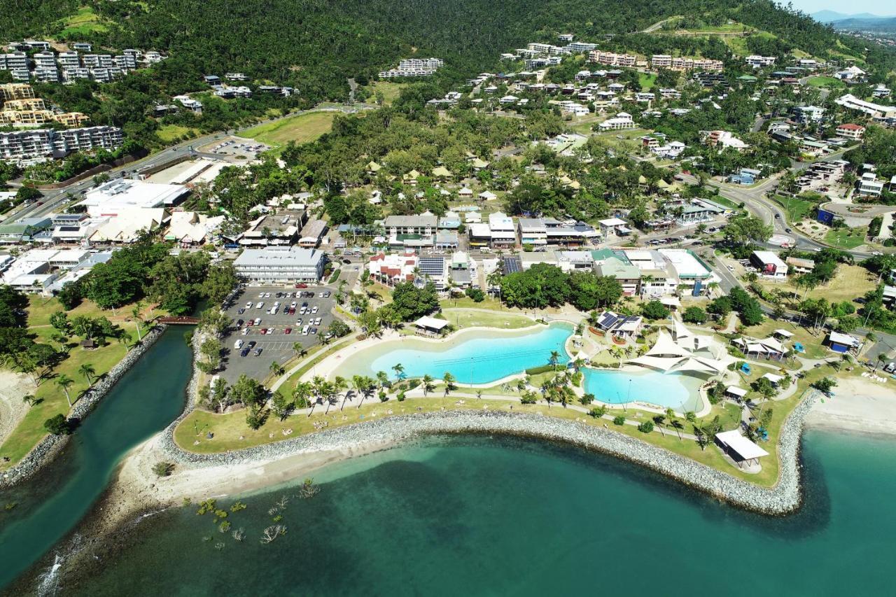 Mandalay Escape, Seclusion & Serenity With A Pool Airlie Beach Zewnętrze zdjęcie